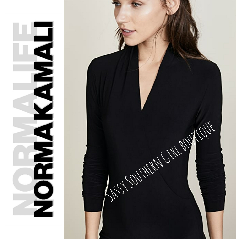 🆕⭐Norma Kamali black wrap side ruched top